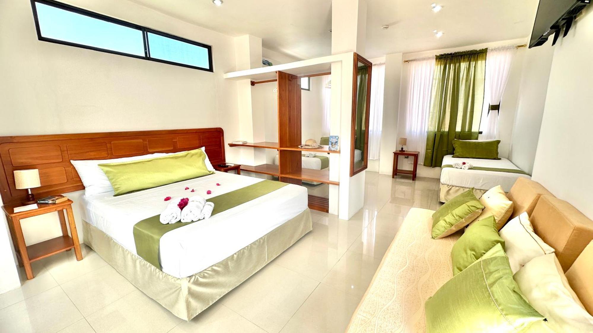 Hostal Suenos Silvestres プエルトアヨラ エクステリア 写真