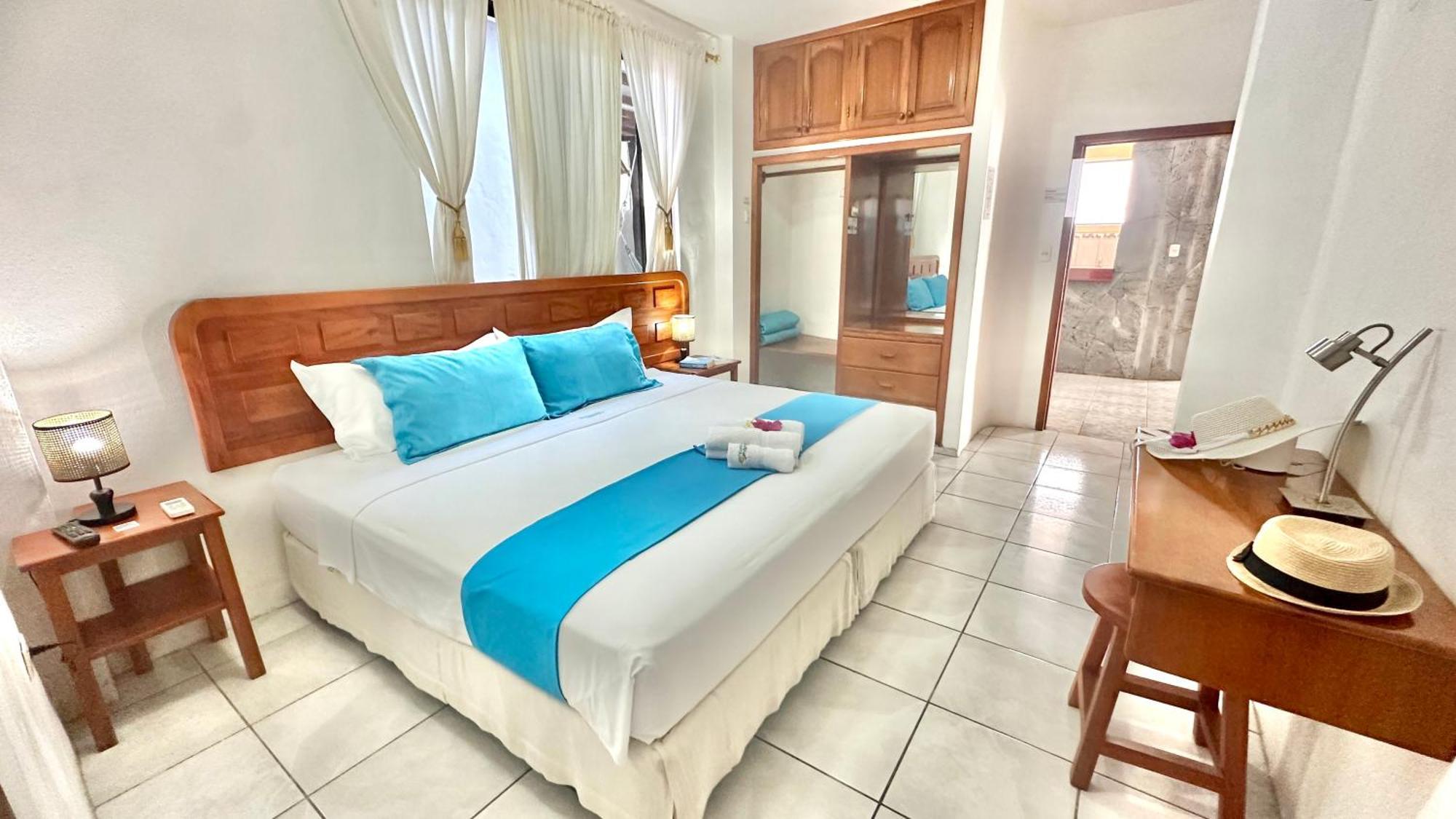 Hostal Suenos Silvestres プエルトアヨラ エクステリア 写真